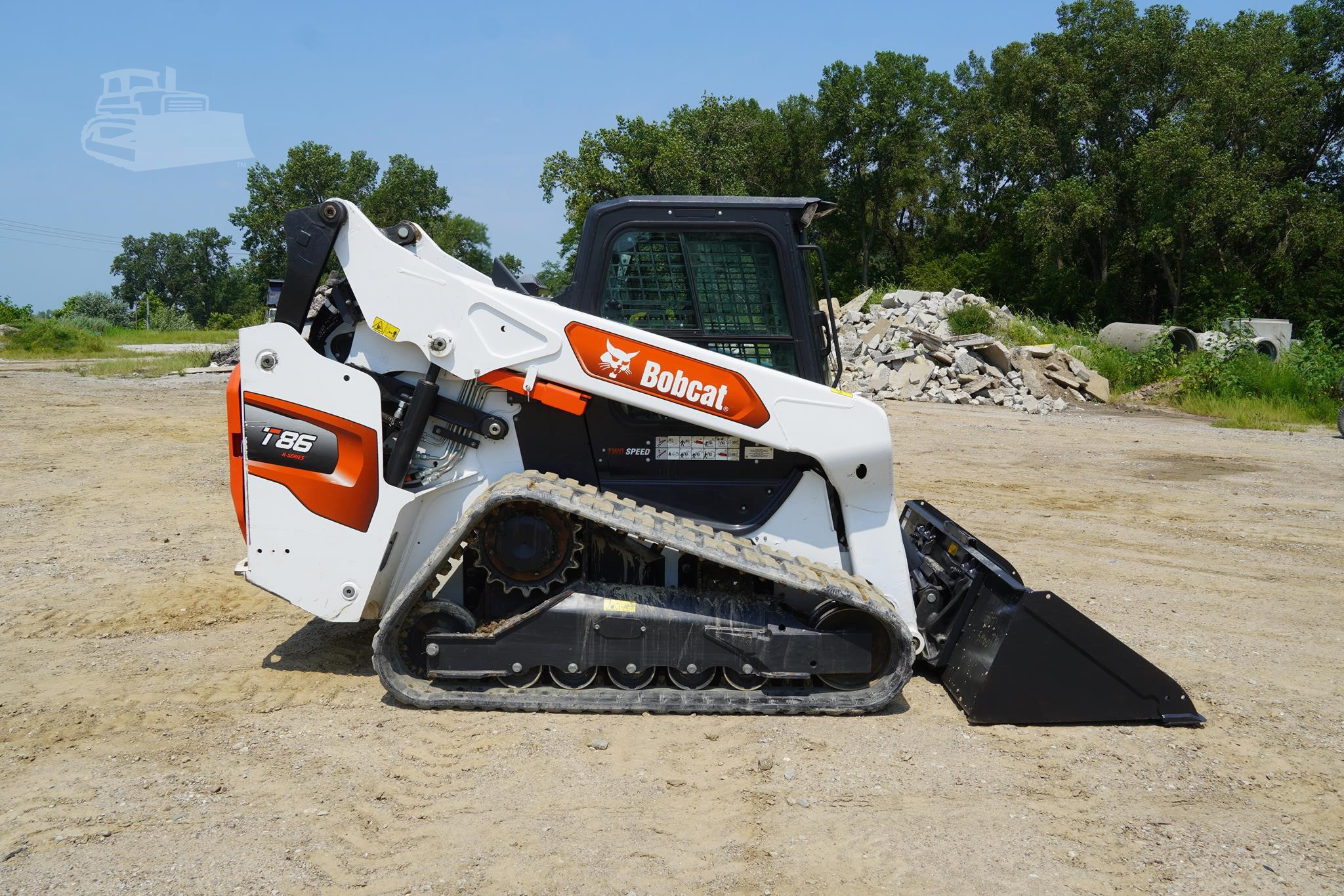 2024 Bobcat T86 Compact Track Loader HIGH FLOW