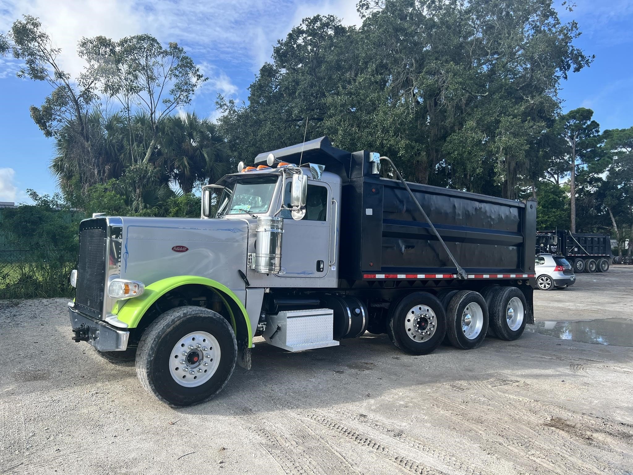 2019 Peterbilt 389 Tri-Axle Dump Truck