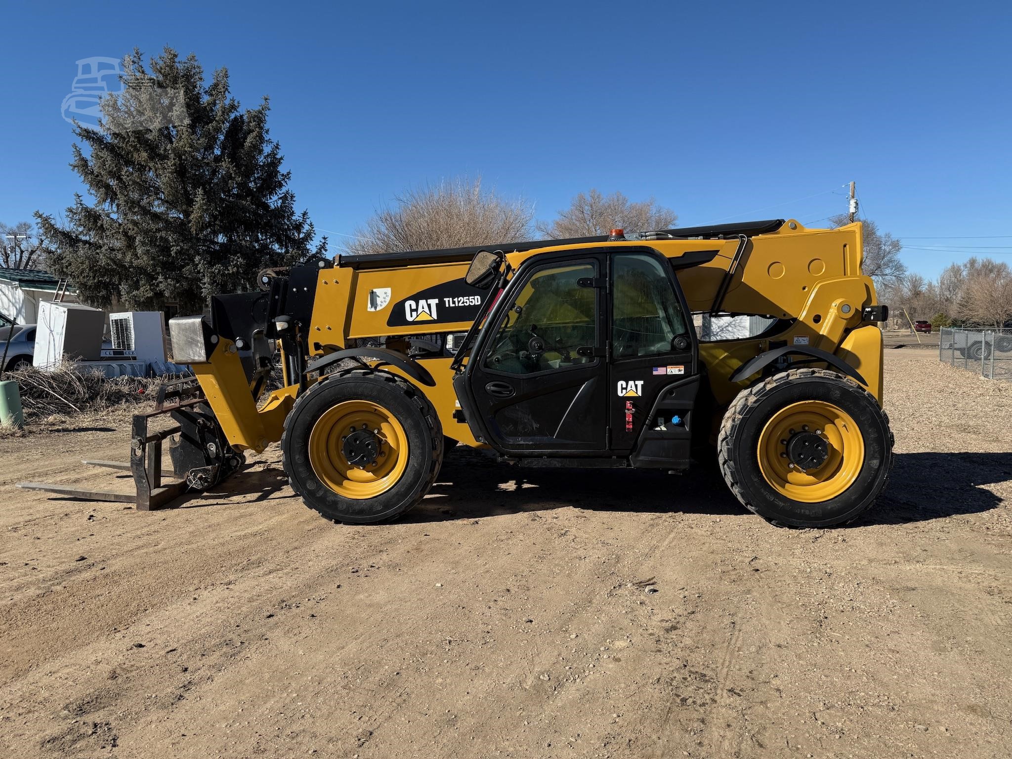 2019 Caterpillar TL1255D Telehandler
