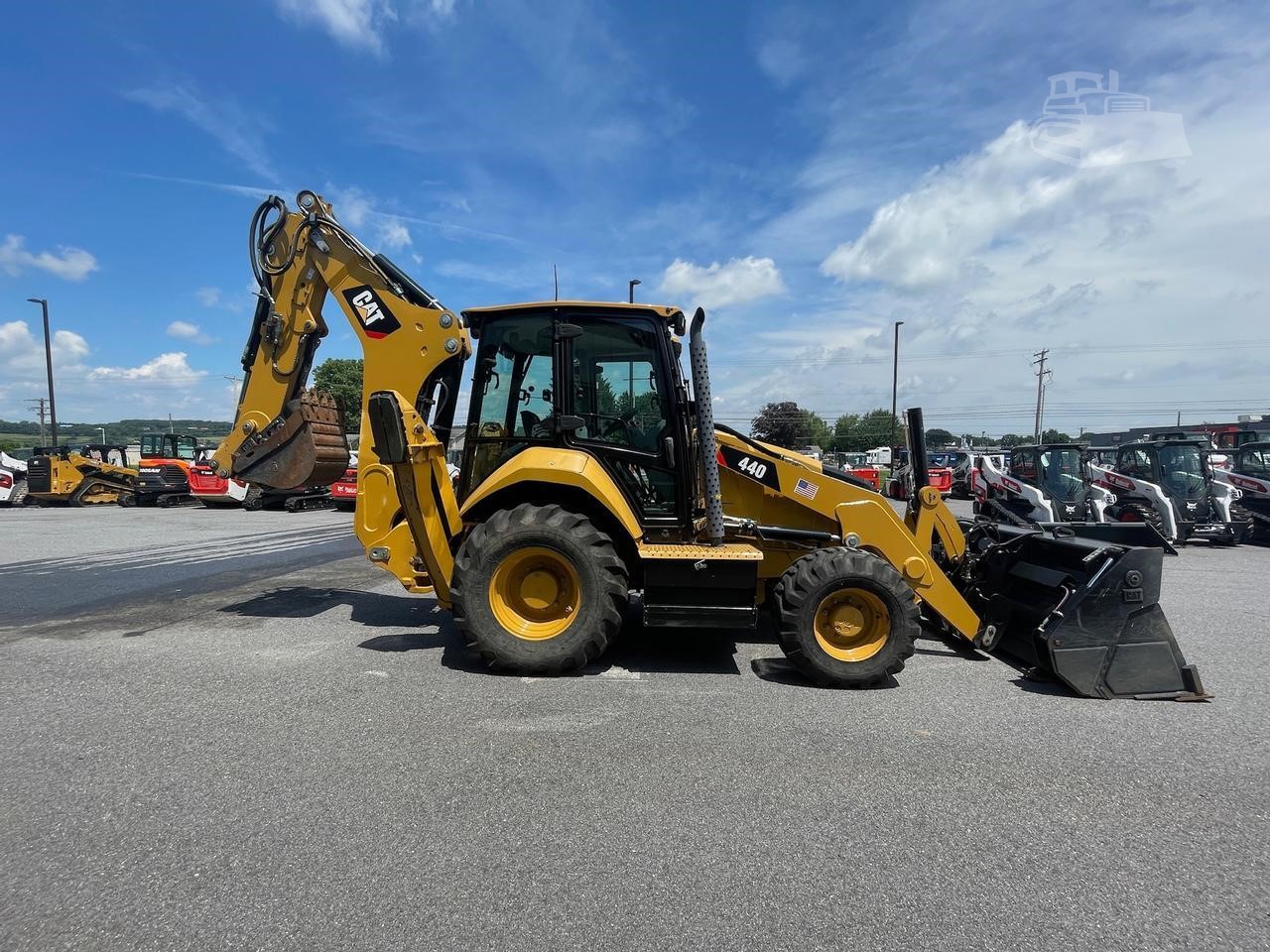 2019 Caterpillar 440 Backhoe Loader